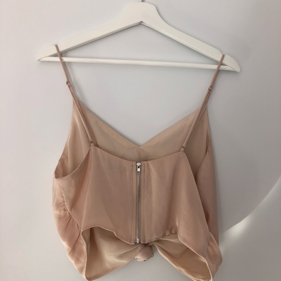 Silk top! - Picture 3 of 3